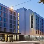 Courtyard By Marriott East Hotel 4*