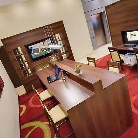 Courtyard By Marriott East Hotel München