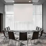 Отель Courtyard By Marriott East Мюнхен