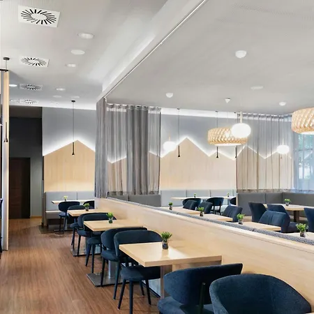 Courtyard By Marriott East Hotel Munich