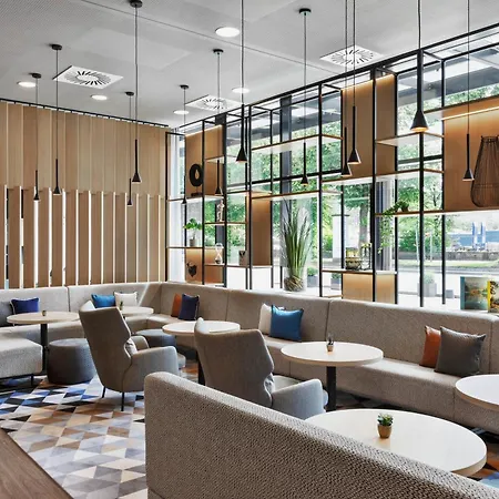 Hotel Courtyard By Marriott East Munich