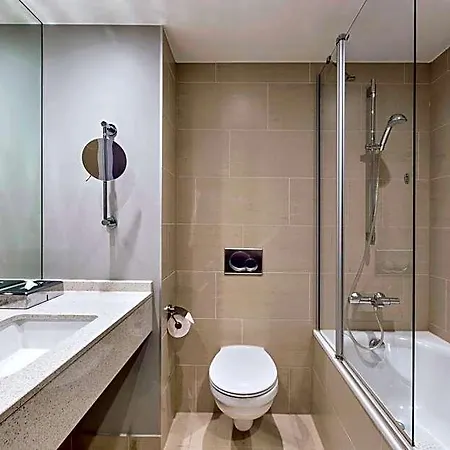 Courtyard By Marriott East 4*