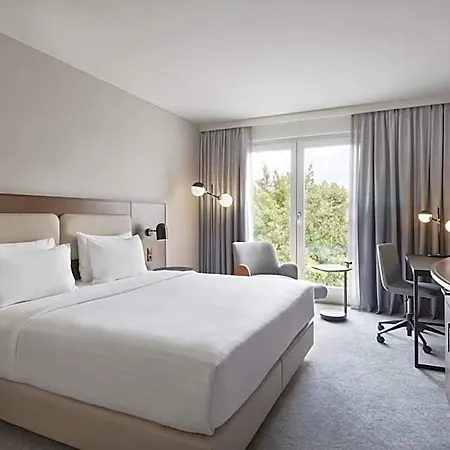Courtyard By Marriott East München