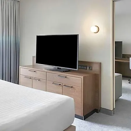 Courtyard By Marriott East 4* München