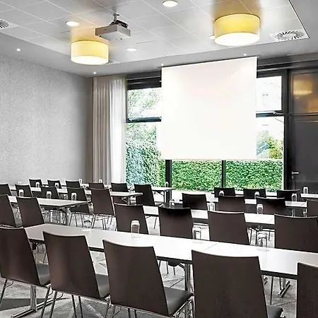 Courtyard By Marriott East Szálloda München