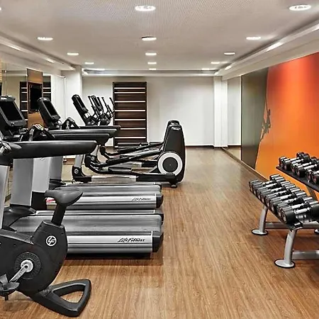 Courtyard By Marriott East München