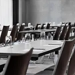 Hotell Courtyard By Marriott East