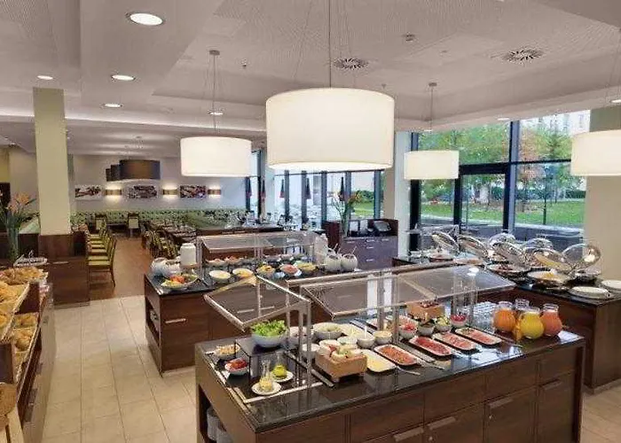 Courtyard By Marriott East Hotel München