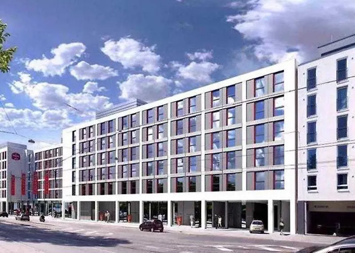 Courtyard By Marriott East