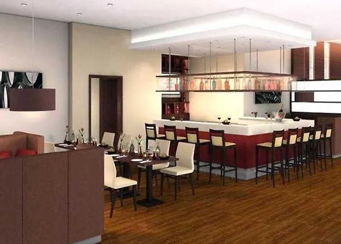 Hotel Courtyard By Marriott East 4*