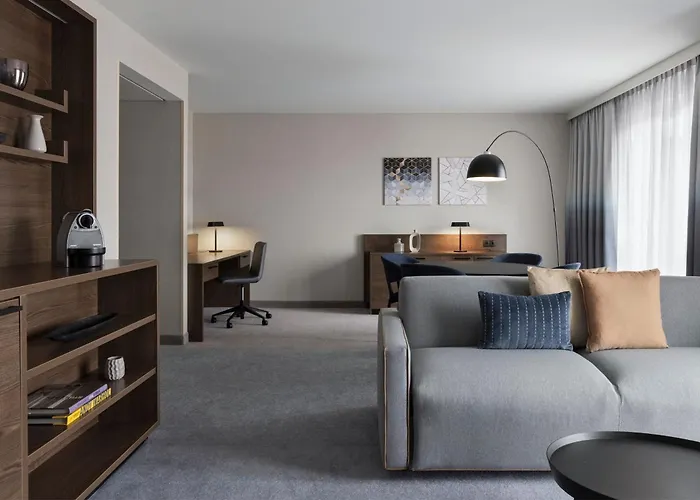 Courtyard By Marriott East München