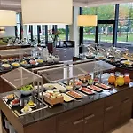 Courtyard By Marriott East 4*