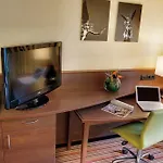 Hotel Courtyard By Marriott East 4*