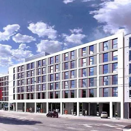 Courtyard By Marriott East